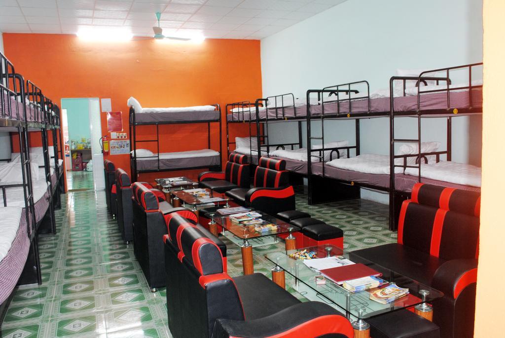 Phong Nha Backpacker Hostel Exterior foto